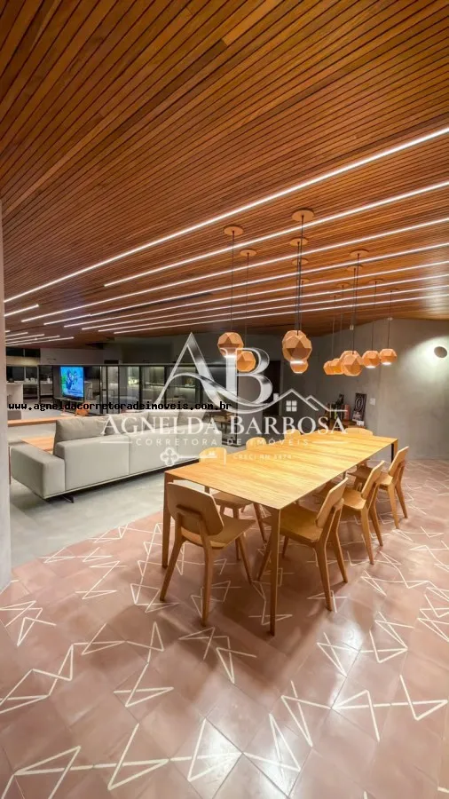 Imagem Casa em Condomínio para Venda, 4 dormitórios, 4 suítes, 7 banheiros, 7 vagas