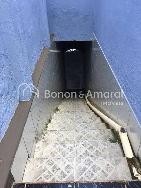 Imagem Sobrado com 3 Quartos e 4 banheiros à Venda, 239 m² por R$ 560.000,00