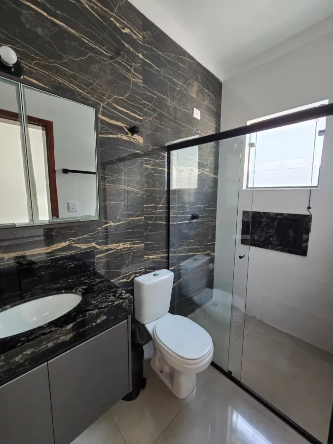 Imagem Casa para Venda em Peruíbe, Parque Balneário Oasis, 3 dormitórios, 1 suíte, 2 banheiros, 2 vagas