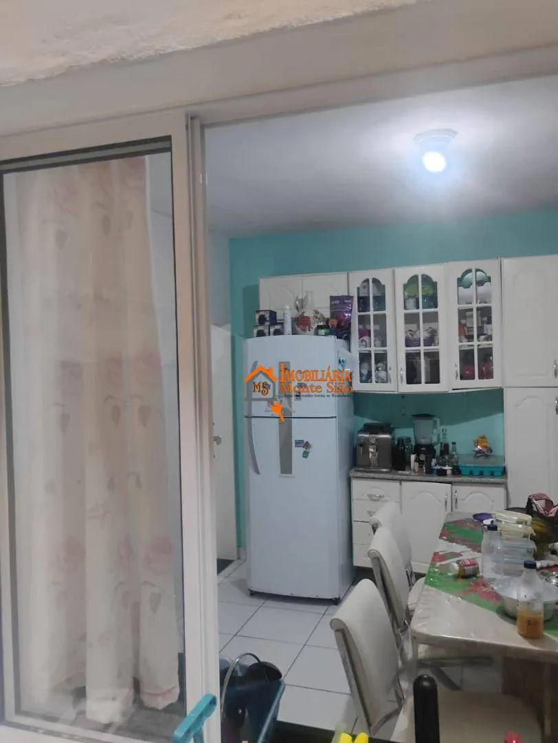 Imagem Sobrado à venda, 98 m² por R$ 243.999,00 - Água Chata - Guarulhos/SP