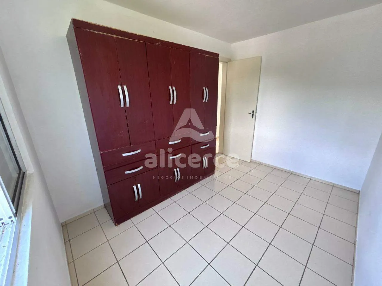 Imagem Apartamento à venda com 3 quartos , 57m² em Sertão do Maruim São José