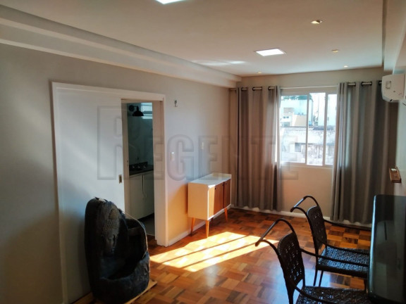 Imagem Apartamento com 2 Quartos à Venda, 67 m² em Centro - Florianópolis