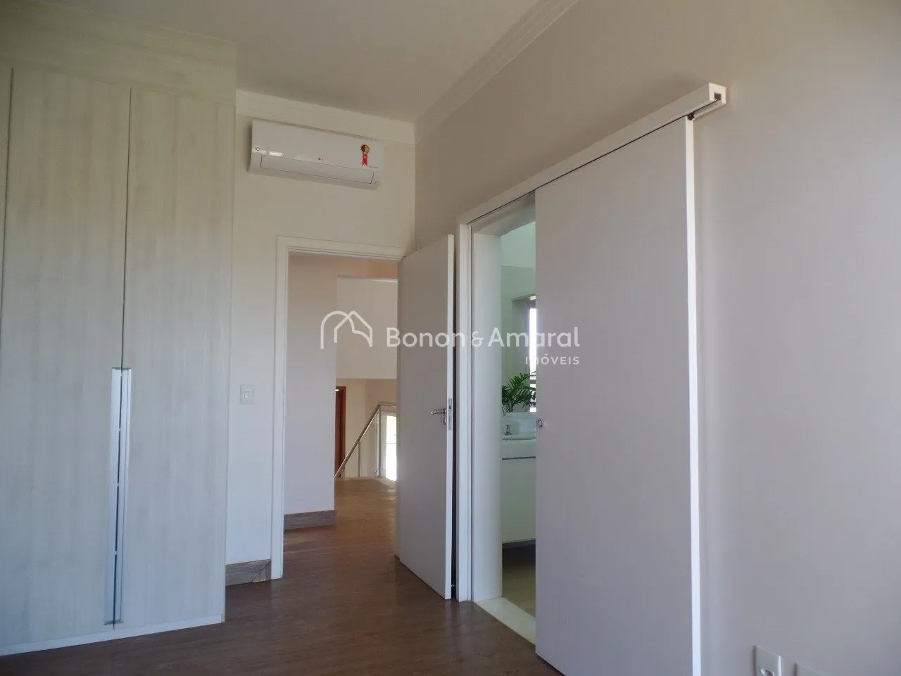 Imagem Casa em Condomínio no Parque das Quaresmeiras, Campinas
