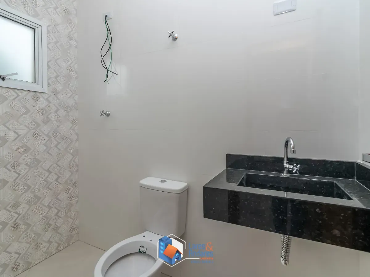 Imagem Sobrado para venda em Freguesia do Ó com 3 quartos, sendo 3 suítes, 181m²
