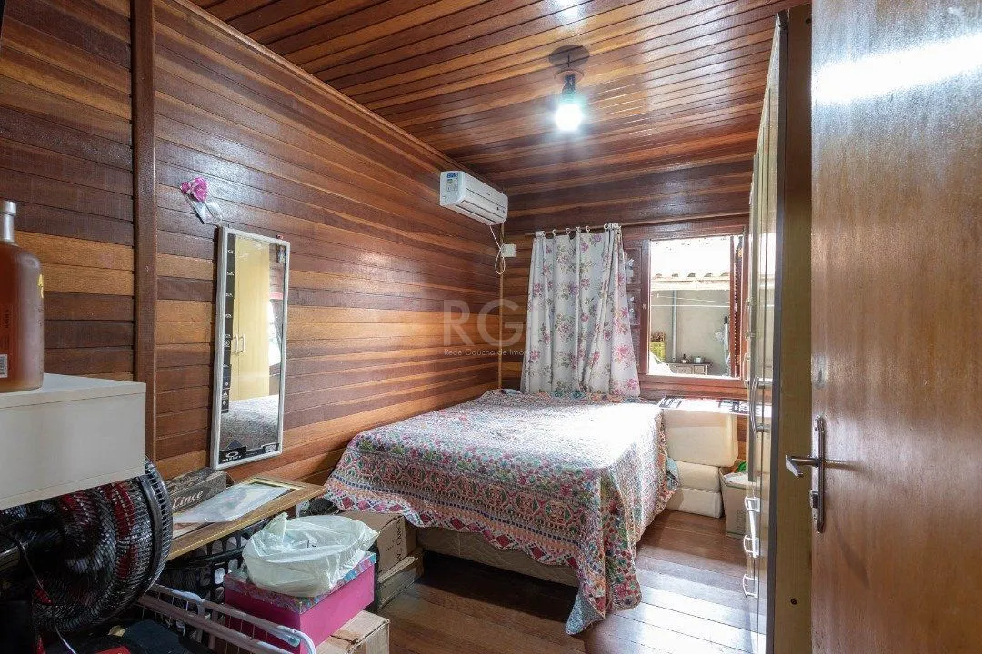 Imagem Casa para Venda - 54m², 2 dormitórios, 4 vagas - Cristal