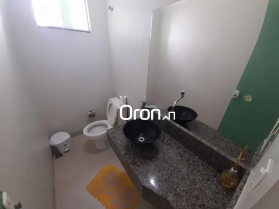Imagem Casa com 3 dormitórios à venda, 220 m² por R$ 1.450.000,00 - Jardins Lisboa - Goiânia/GO