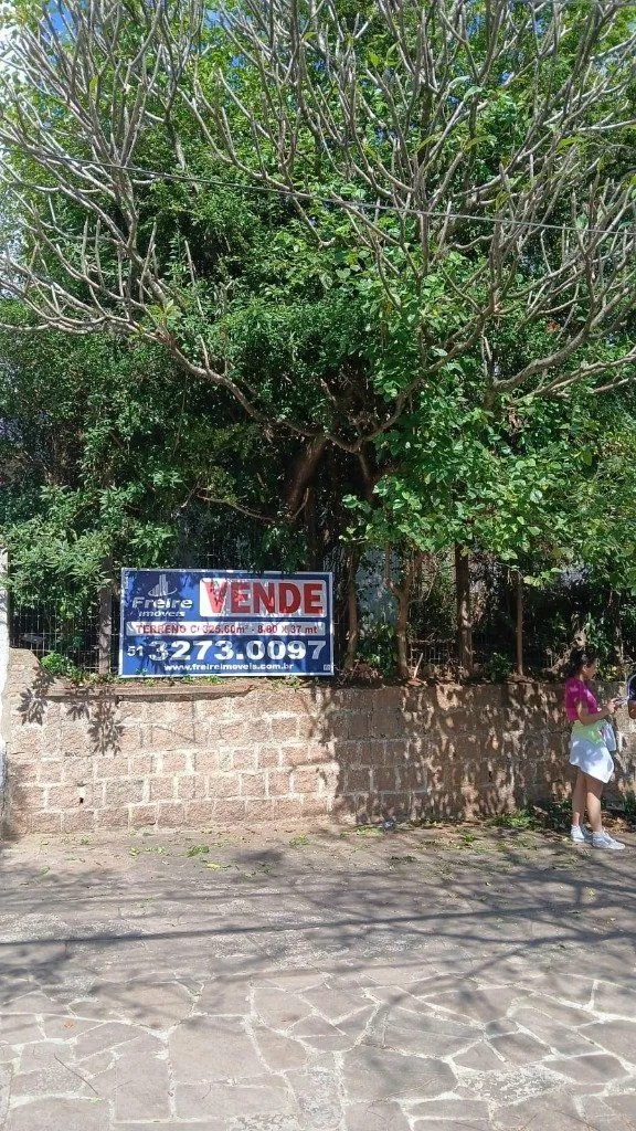 Imagem Terreno para Venda - 0m², 0 dormitórios, Petrópolis