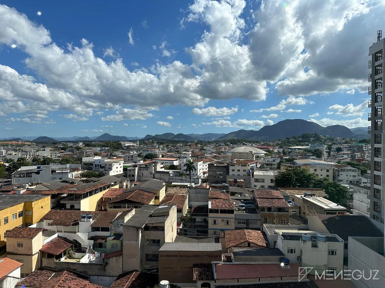 Imagem Apartamento 3 quartos a venda na orla da Praia do Morro, totalmente mobiliado