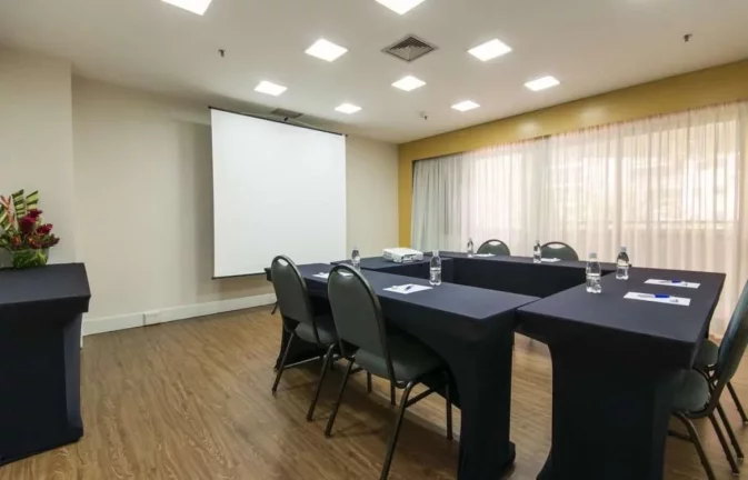 Imagem Flat disponível para locação no Transamerica Executive Jardins, com 50m², 1 dormitórios e 1 vaga