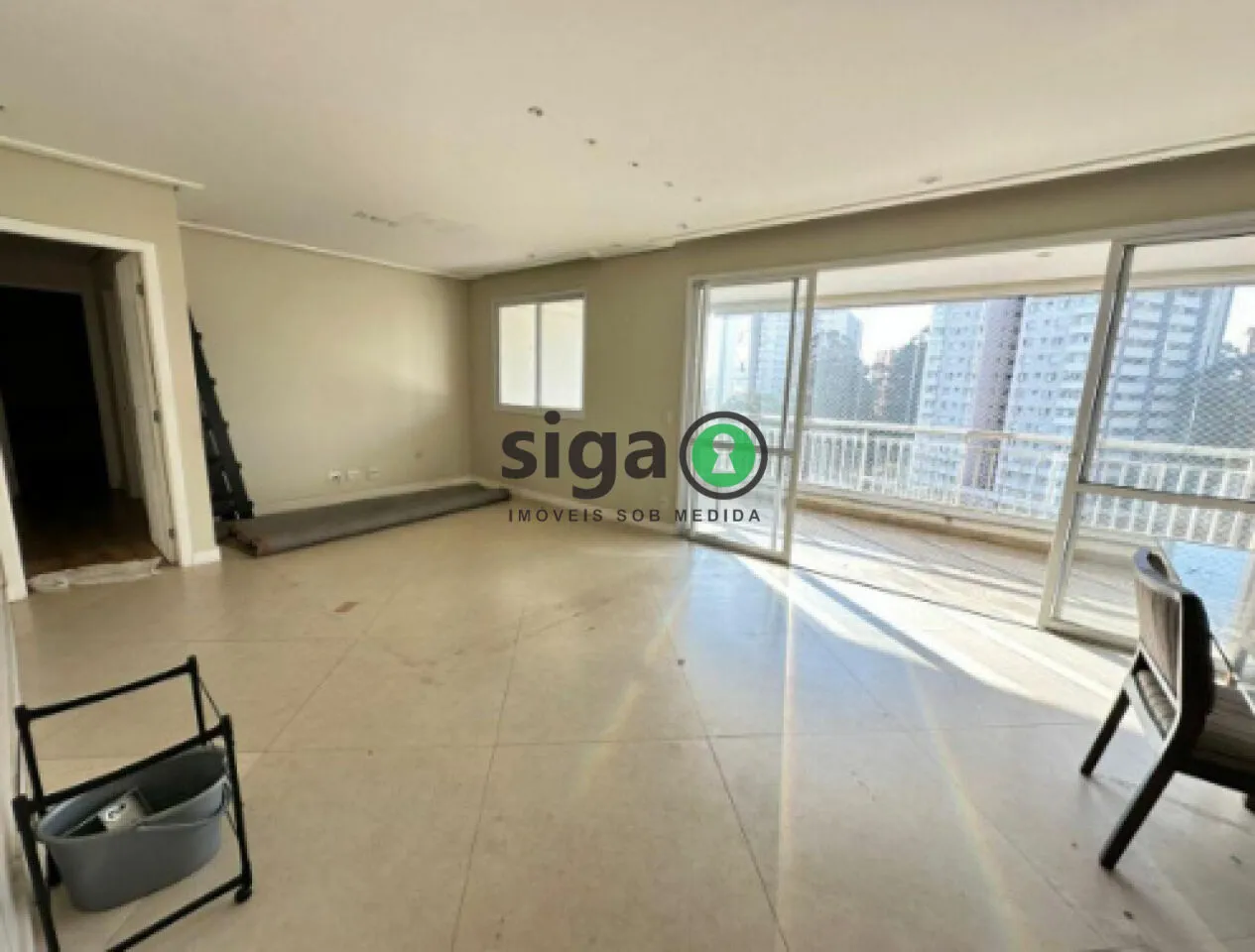 Imagem Apartamento à venda com 3 dormitórios, 2 vagas de garagem, no Condominio Andorinha