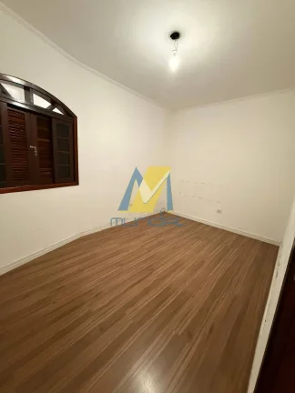 Imagem Casa Assobradada à Venda | Conforto, Espaço e Pronta para Morar