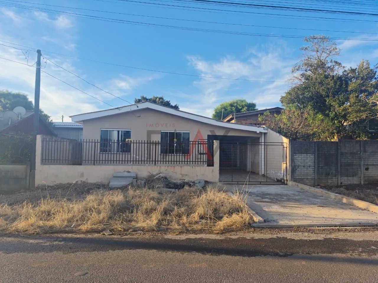 Foto do imóvel Casa à venda com amplo terreno, TANCREDO NEVES, GUARAPUAVA - PR