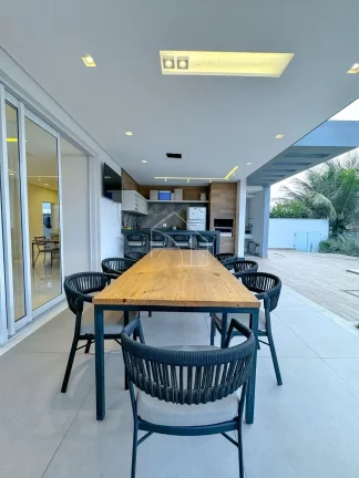 Imagem LUXUOSA CASA 4 SUÍTES NO CONDOMÍNIO BOULEVARD LAGOA