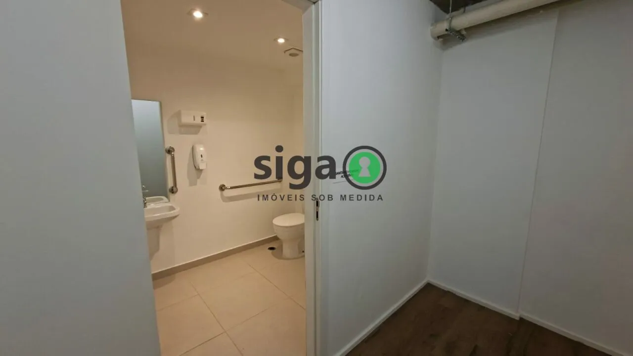 Imagem Loja para locação em Pinheiros com 195m² em vão livre