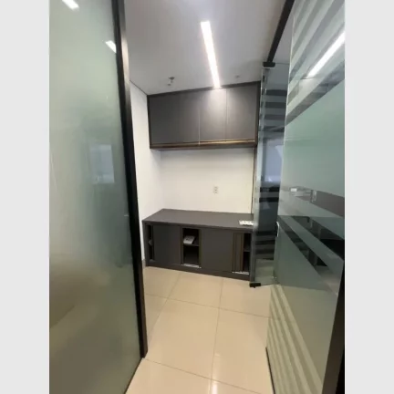 Imagem SALA COMERCIAL em MANAUS - AM, ADRIANÓPOLIS