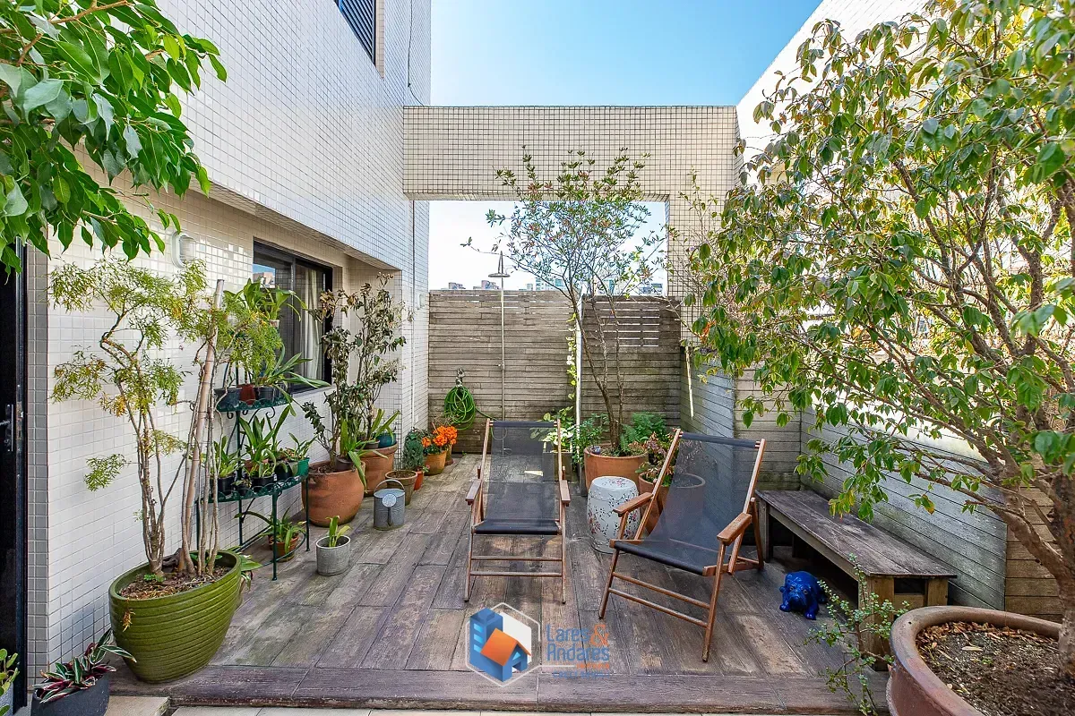 Imagem Duplex para venda em Vila Andrade com 4 quartos, sendo 2 suítes, 233m²