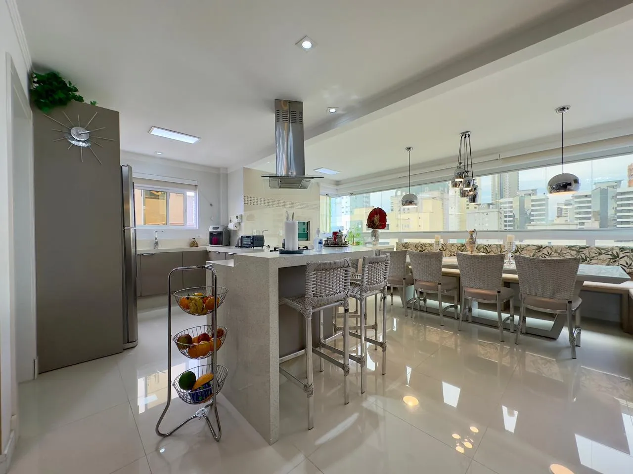 Imagem Apartamento à venda com 135m2 por R$ 2.650.000,00