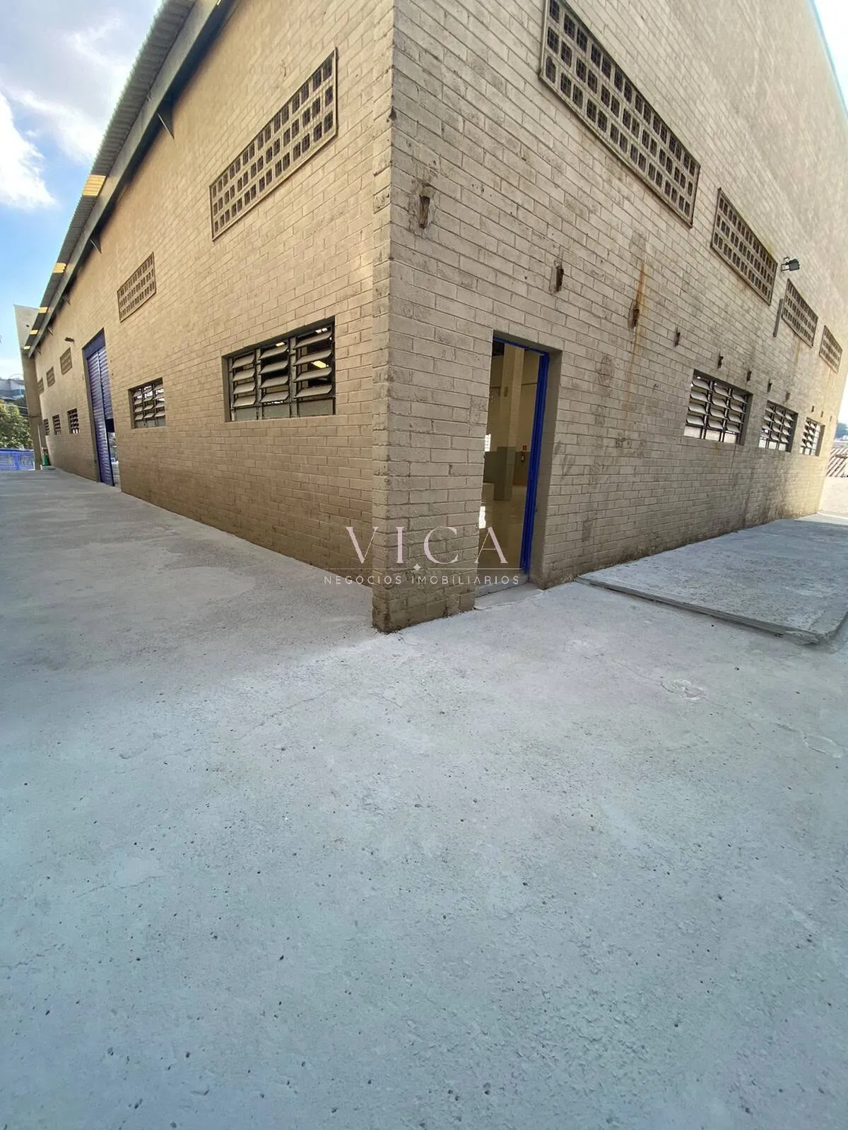 Imagem Barueri | Galpao 750m² 1 escritório, vestiário, cozinha e banheiro|Aluguel