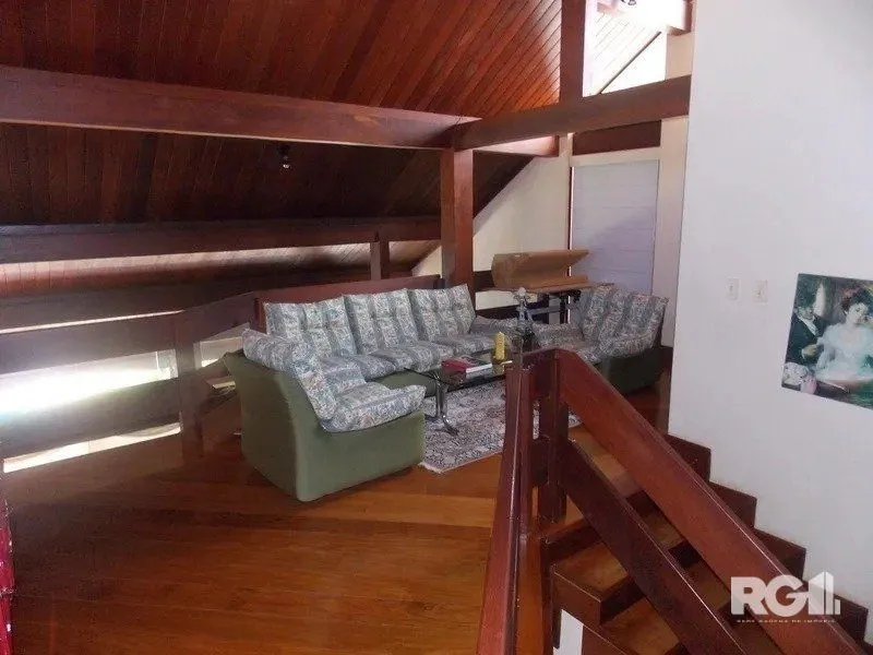 Imagem CASA EM CONDOMÍNIO DE ALTO PADRÃO