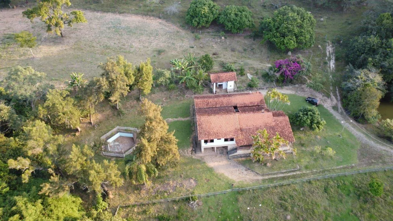 Imagem Fazendinha à Venda em Cláudio/MG 63 Hectares de Terra