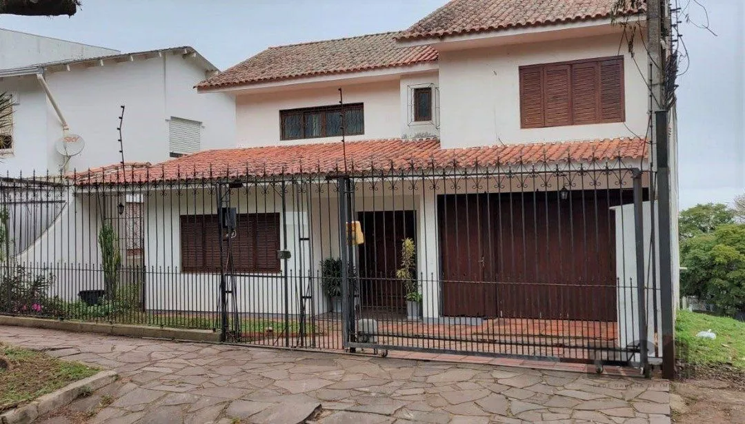 Imagem casa, 6 quartos, 1 suíte, 3 vagas, 352,38m2 privativos, bairro Santa Tereza