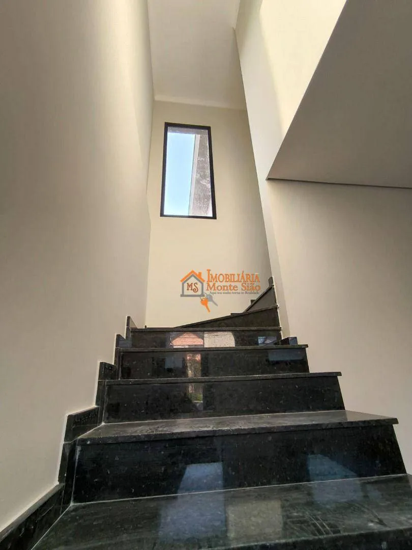 Imagem Sobrado com 3 dormitórios à venda, 135 m² por R$ 1.200.000,00 - Jardim Santa Mena - Guarulhos/SP