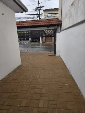Imagem Casa Totalmente Reformada para Locação - Nunca Habitada