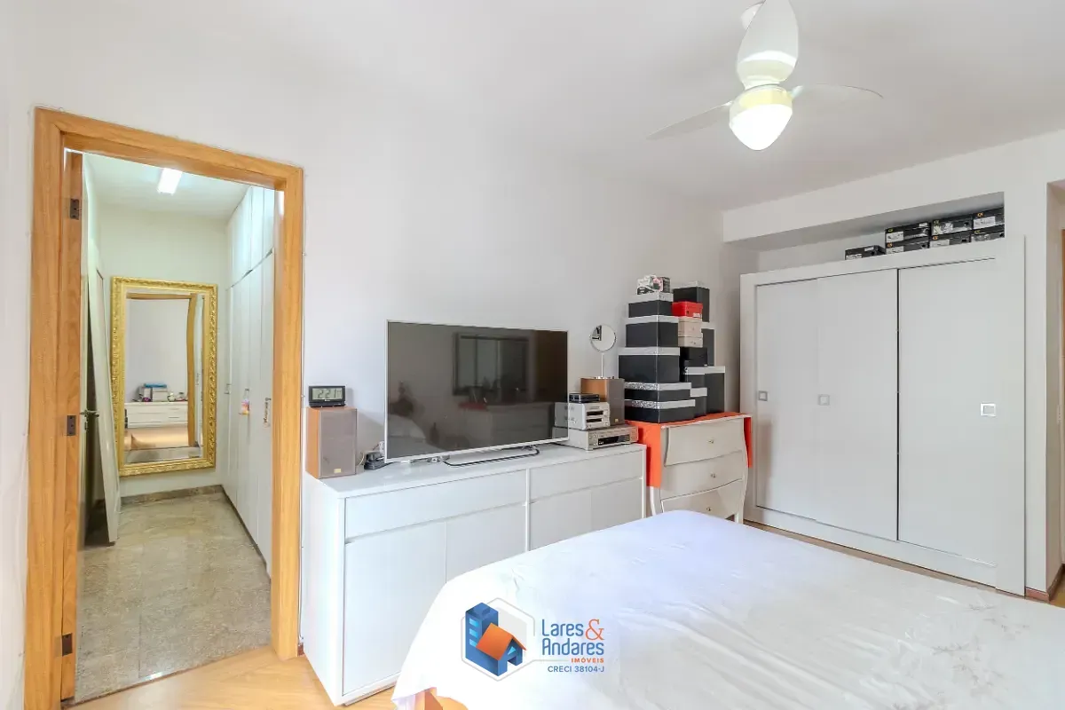 Imagem Apartamento para venda em Indianópolis com 4 quartos, sendo 2 suítes, 180m²