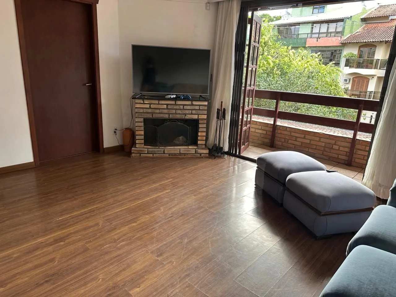 Imagem Casa com 03 quartos e 02 vagas de garagem