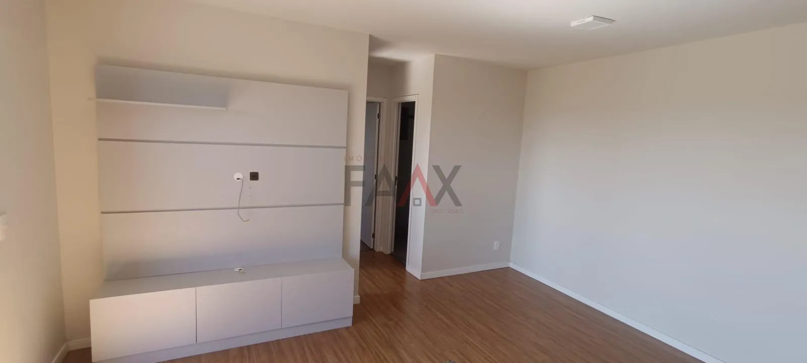 Imagem Apartamento 2 Quartos para Locação no Vista Batel com Sacada e Churrasqueira