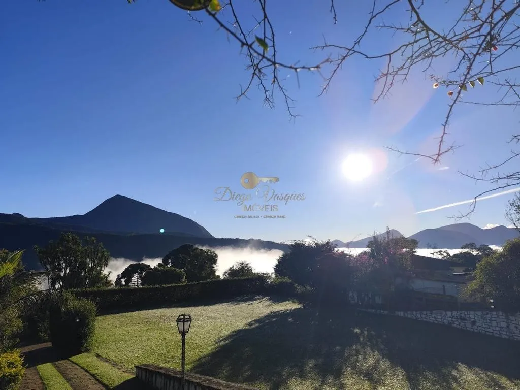 Imagem Casa para Venda em Teresópolis / RJ no bairro Jardim Salaco