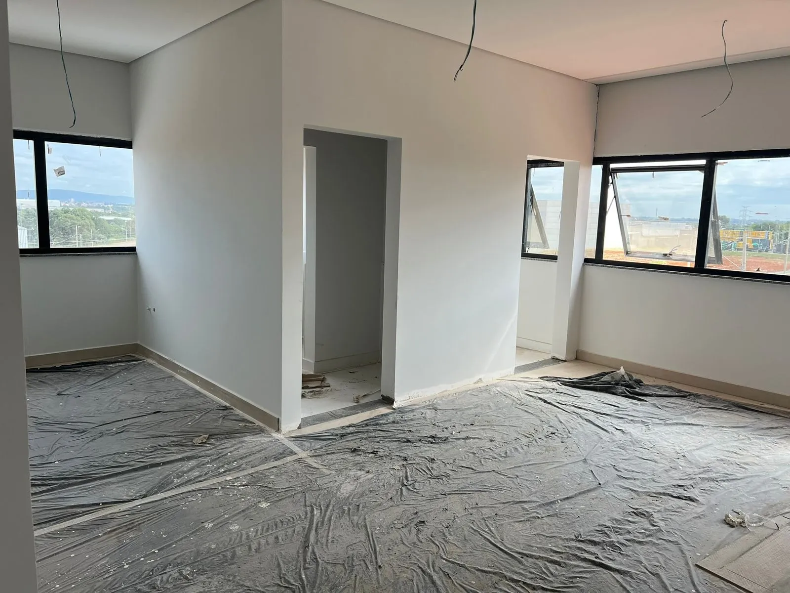 Imagem Galpão Empresarial de 2239,40m² Localizado em Iporanga - Sorocaba/SP!