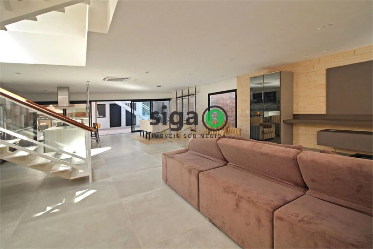 Imagem Sobrado Alto Padrão no Jardim Europa de 4 quartos com 6 Vagas - 510m² à Venda.
