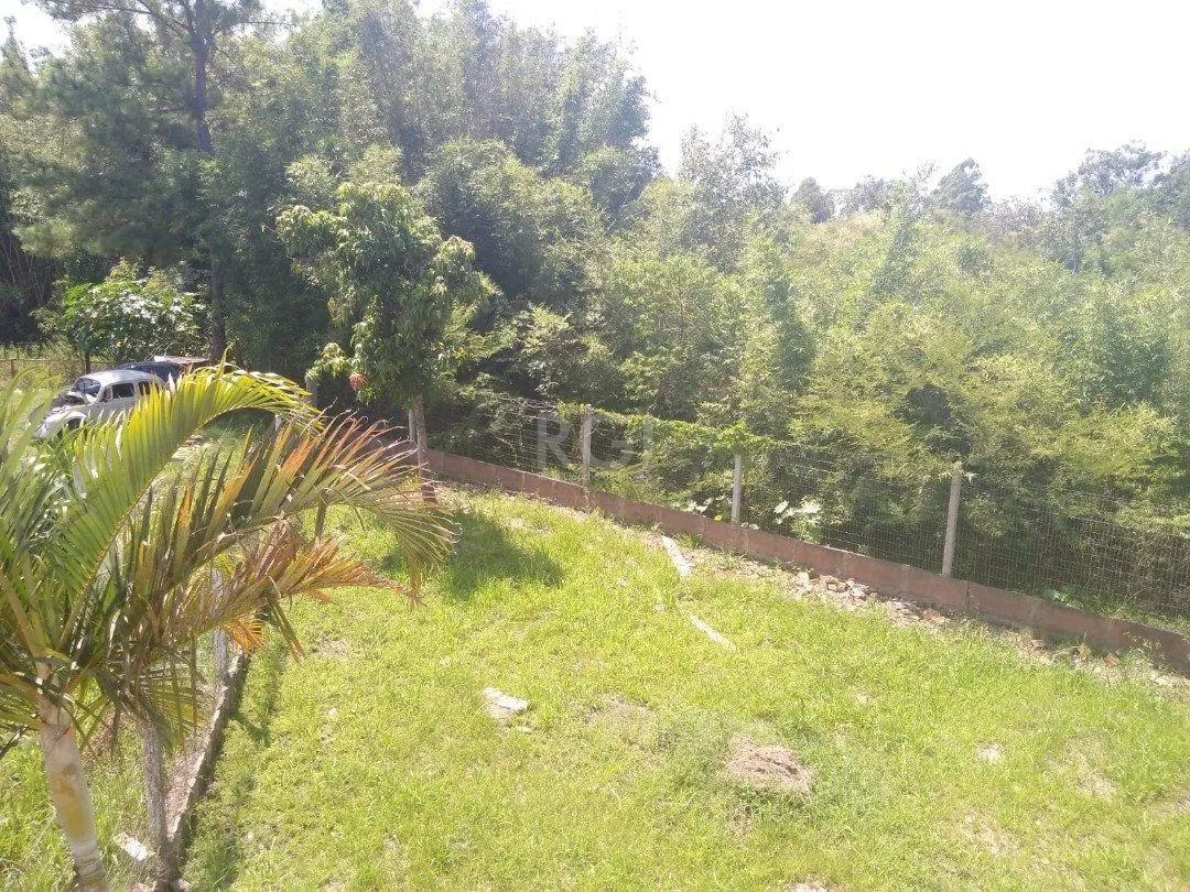 Imagem Casa para Venda com 2 dormitórios e 3 vagas no bairro Belém Novo