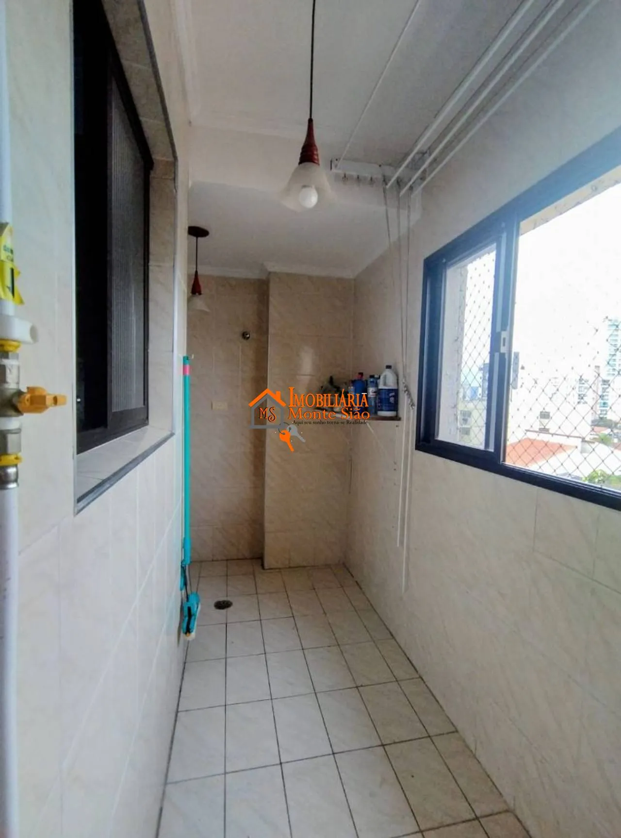 Imagem Apartamento com 2 dormitórios à venda, 76 m² por R$ 449.000,00 - Vila Galvão - Guarulhos/SP