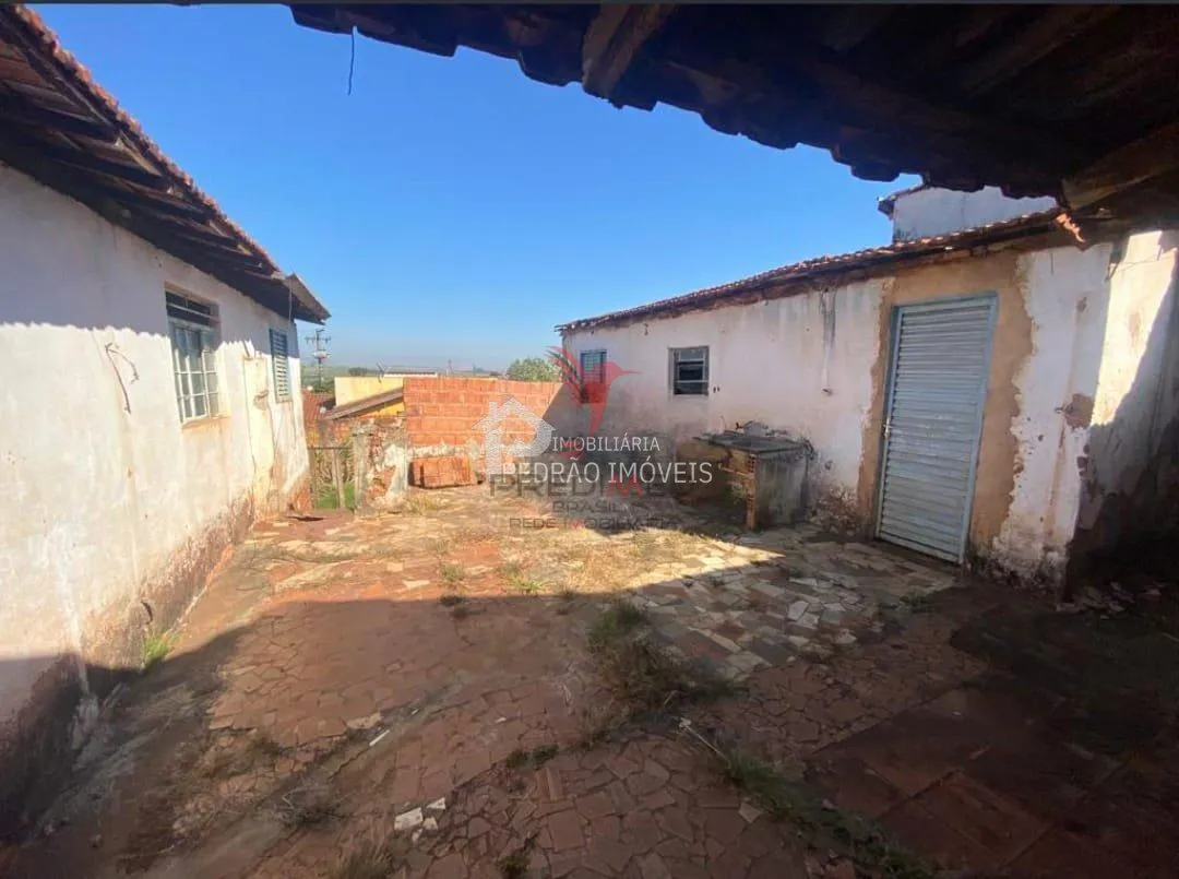 Imagem Casa de 193m² no bairro Parque Residencial Rondon, em Lençóis Paulista