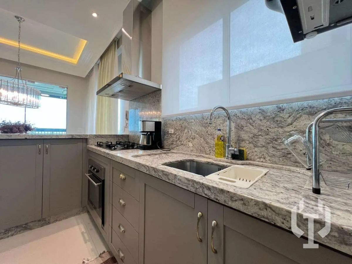 Imagem Apartamento à venda, no VILLE DE FRANCE RESIDENZIALE, em Itapema, Meia Praia, com 3 quartos, 168m2