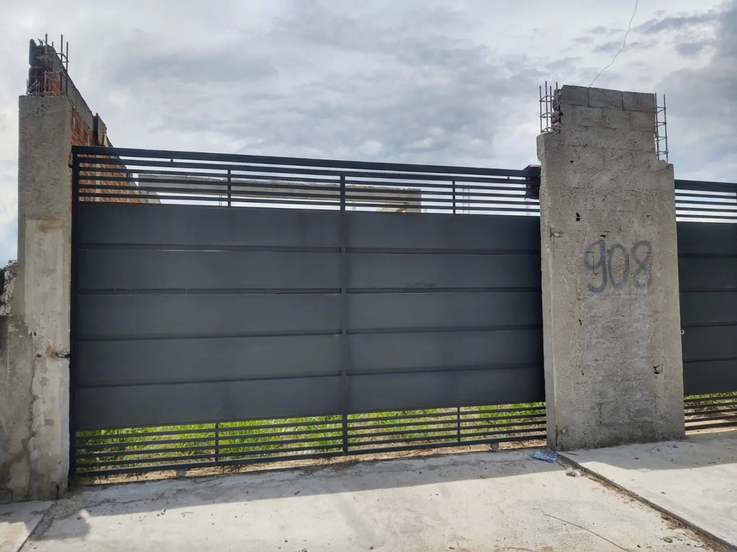 Foto do imóvel Terreno à venda 3 Quartos, 1 Suite, 4 Vagas, 720M², Jardim Residencial Doutor Lessa, Pindamonhangaba - SP