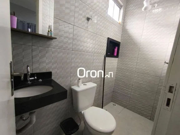 Imagem Sobrado à venda, 139 m² por R$ 540.000,00 - Residencial Solar Bougainville - Goiânia/GO