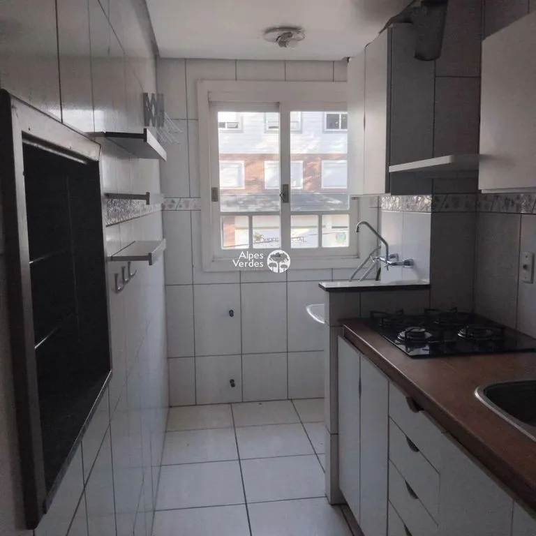 Imagem Vende-se Apartamento no Centro em Canela, Edifício Solar dos Alpes