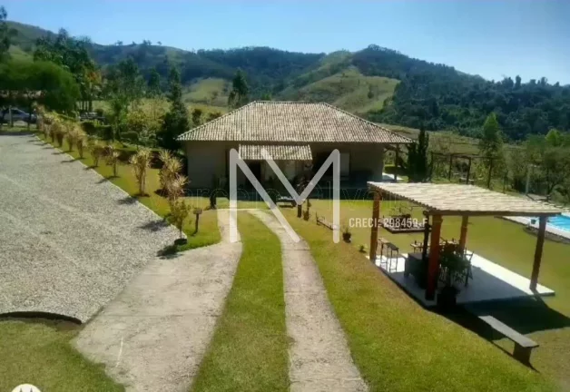 Imagem Chácara de Veraneio à Venda 3.200m² de Área - Paraibuna - SP