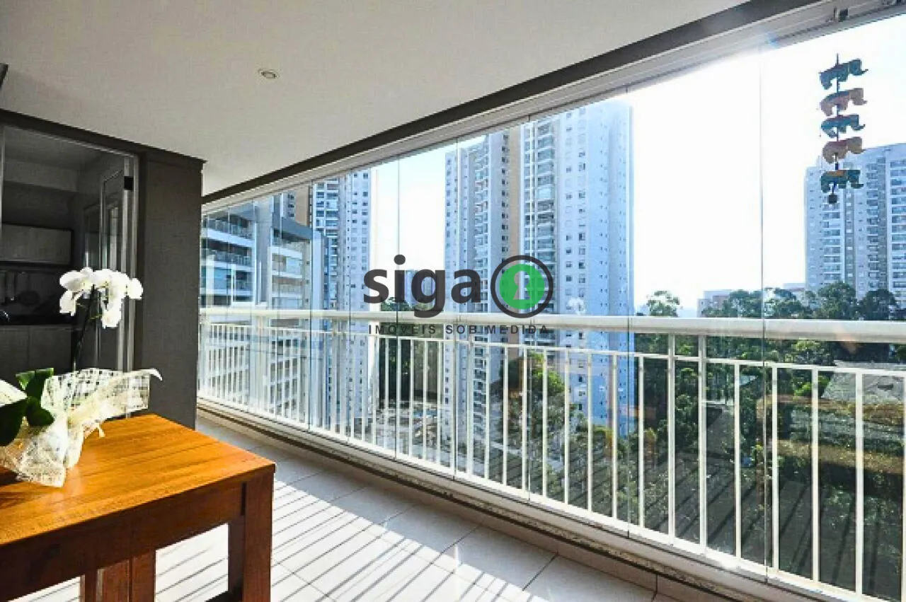 Imagem Apartamento à venda com 3 quartos, 168m2, e 3 vagas na Vila Andrade