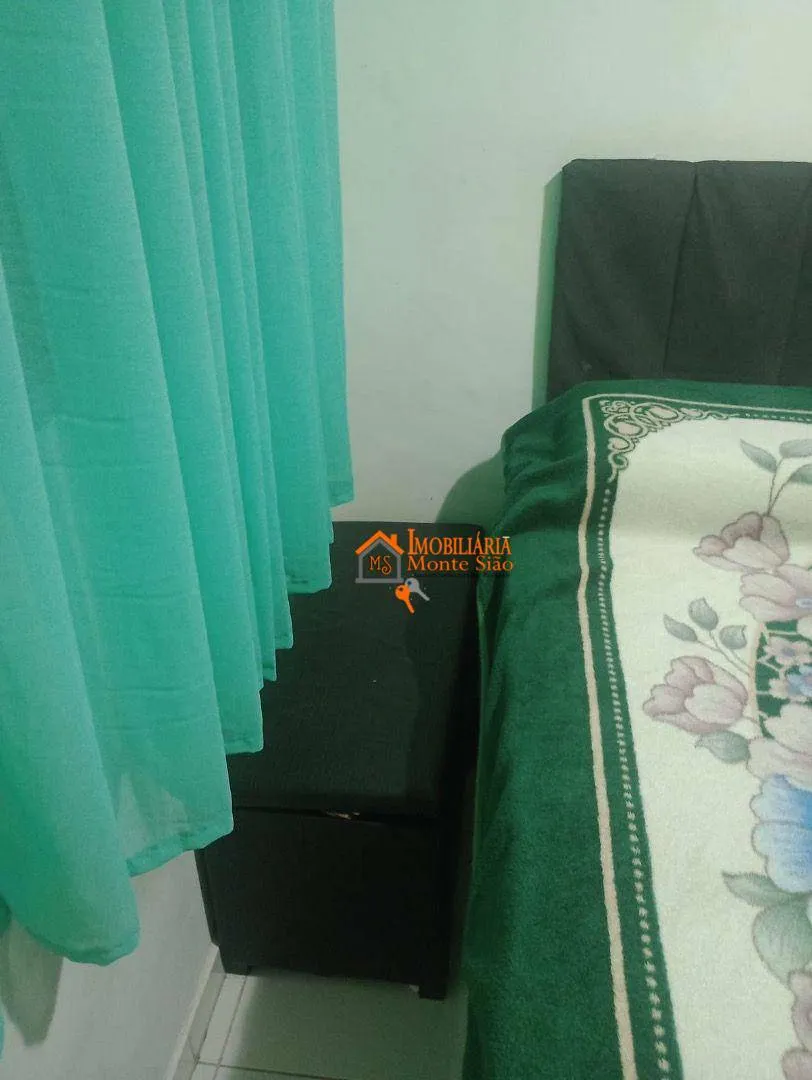 Imagem Apartamento com 2 dormitórios à venda, 47 m² por R$ 260.000,00 - Água Chata - Guarulhos/SP