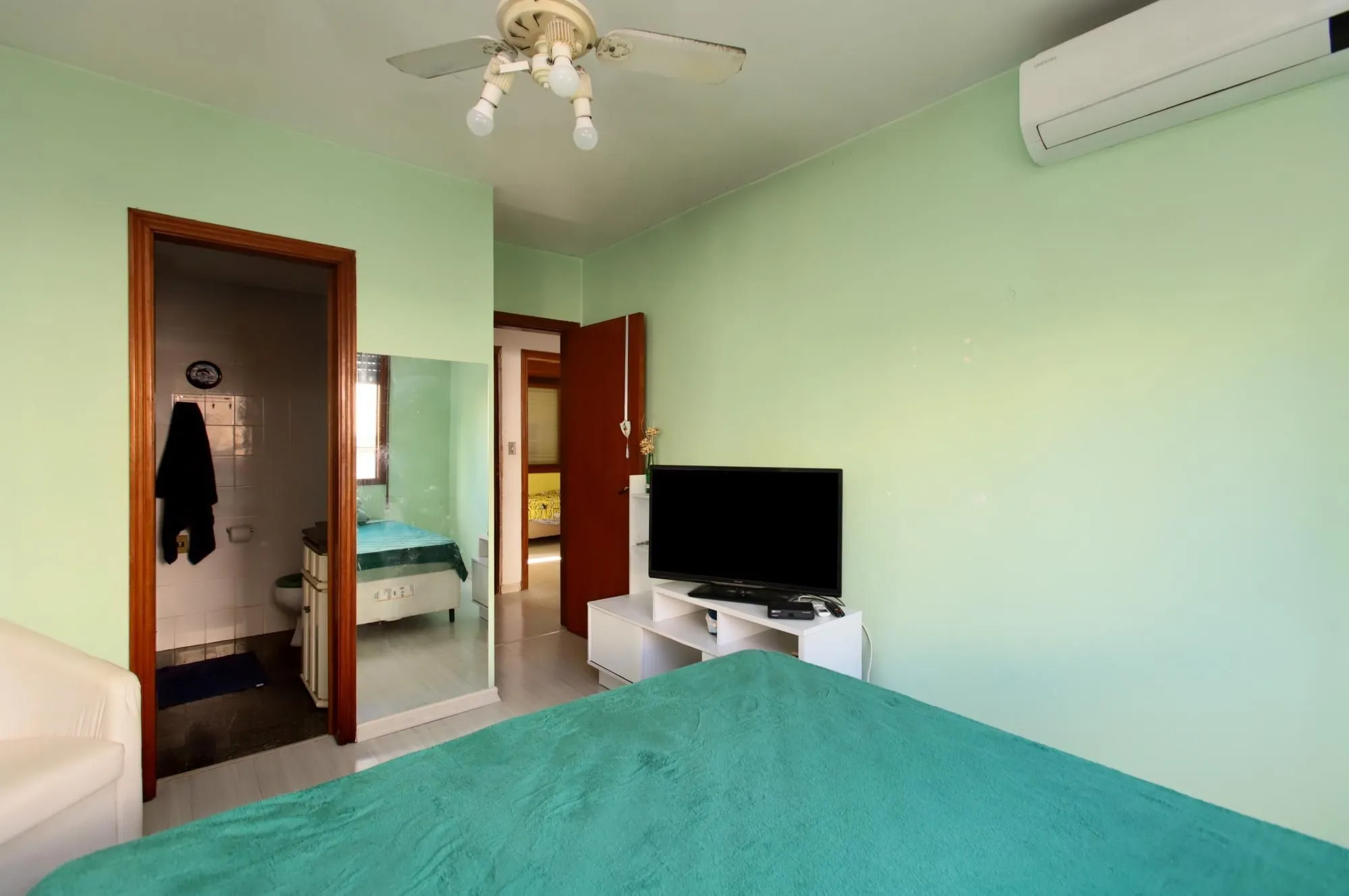Imagem Bem localizado 03 dorm. Suite, churrasqueira, 01 vaga , Auxiliadora