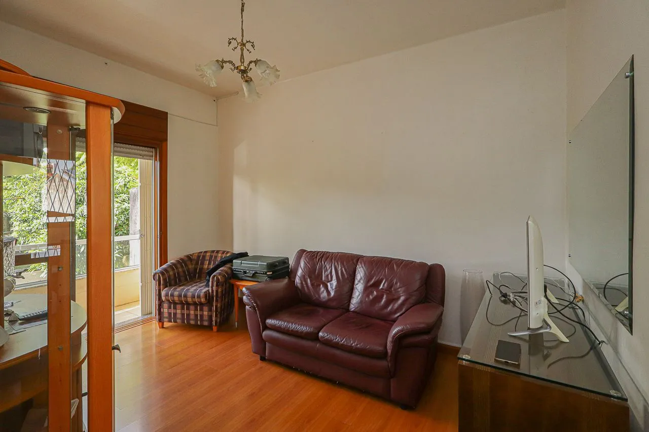 Imagem Casa à venda, 3 dormitórios, 316m², 4 vagas de garagem, Bairro São Geraldo