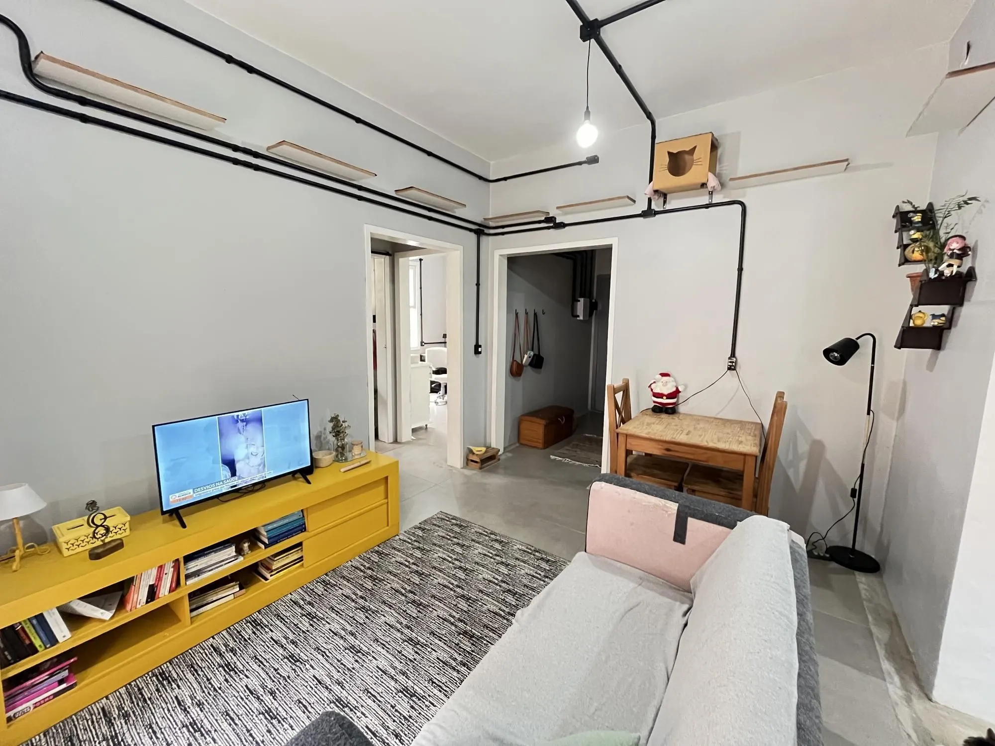 Imagem Apartamento de 2 quartos no bairro Menino Deus em Porto Alegre