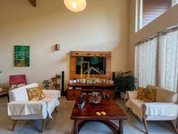Imagem Casa Linear no Green Valley – 4 Suítes, Semi Porteira Fechada, Vista Deslumbrante e Sofisticação em Teresópolis
