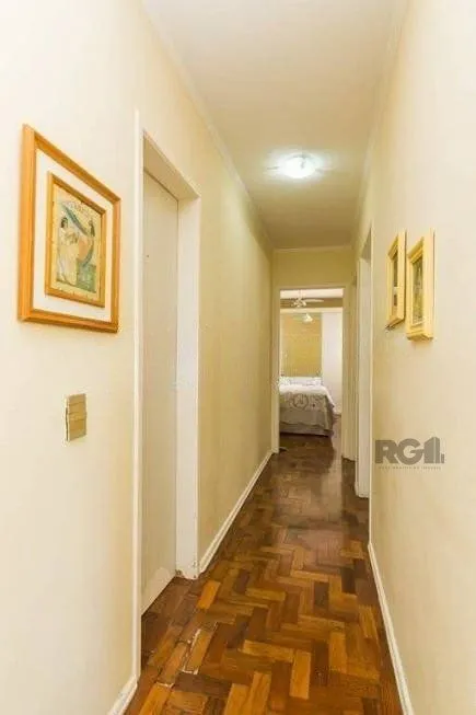 Imagem Apartamento 86m² - 3 dormitórios, 2 banheiros, 1 vaga no bairro Petrópolis