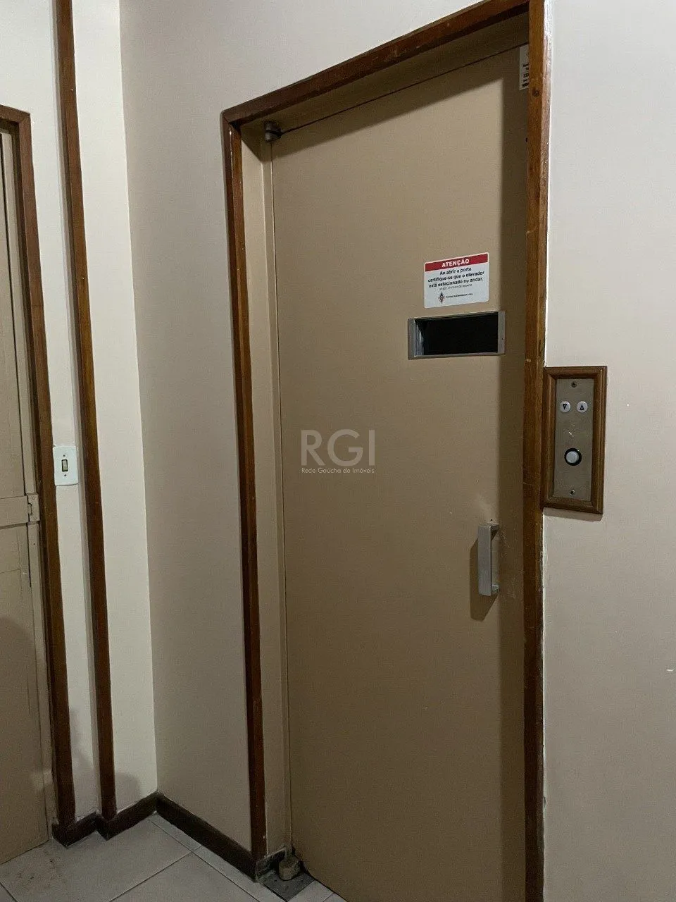 Imagem Apartamento para Venda - 87m², 3 dormitórios, Floresta