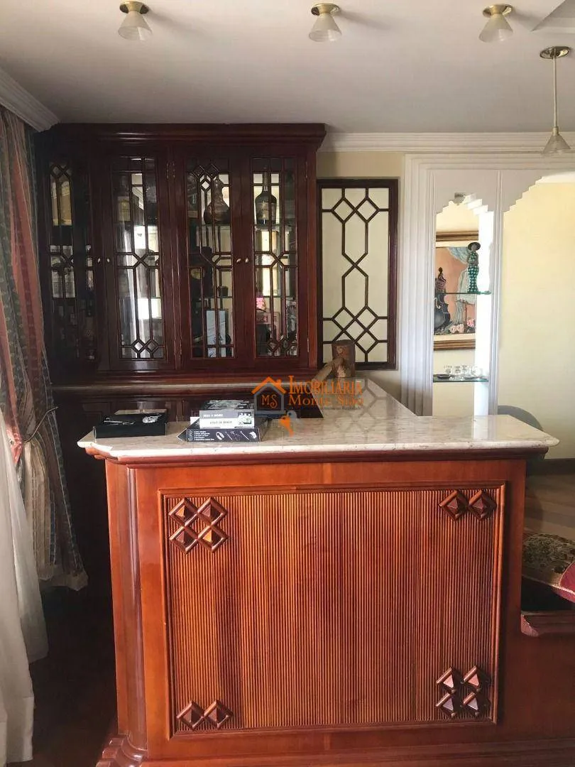 Imagem Apartamento com 3 dormitórios à venda, 230 m² por R$ 1.170.000,00 - Vila Galvão - Guarulhos/SP